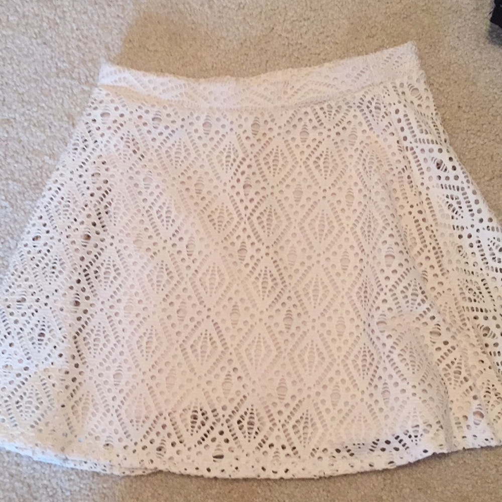 Lace flare skirt